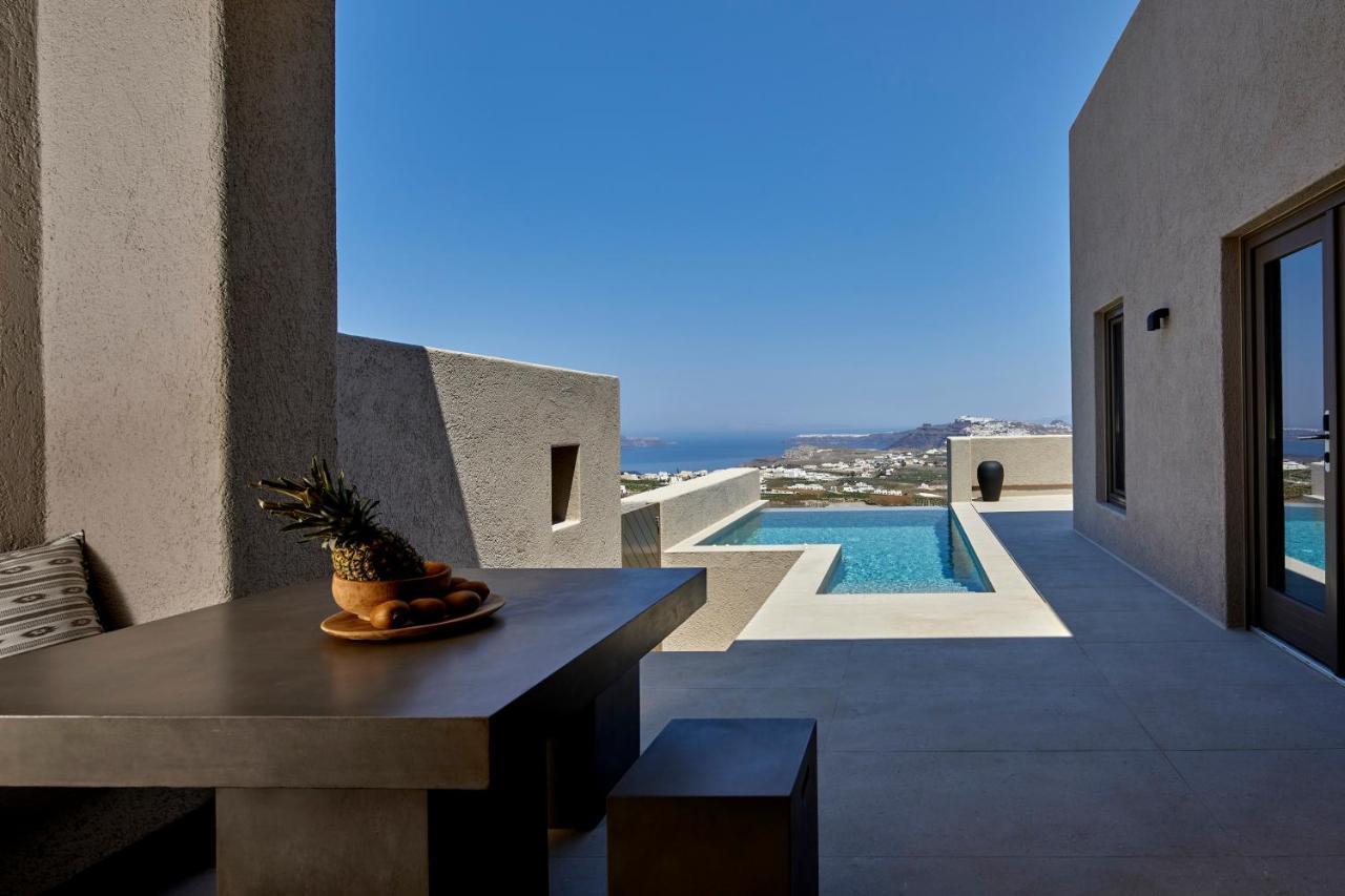 Halcyon Days Suites Pyrgos Kallistis Bagian luar foto