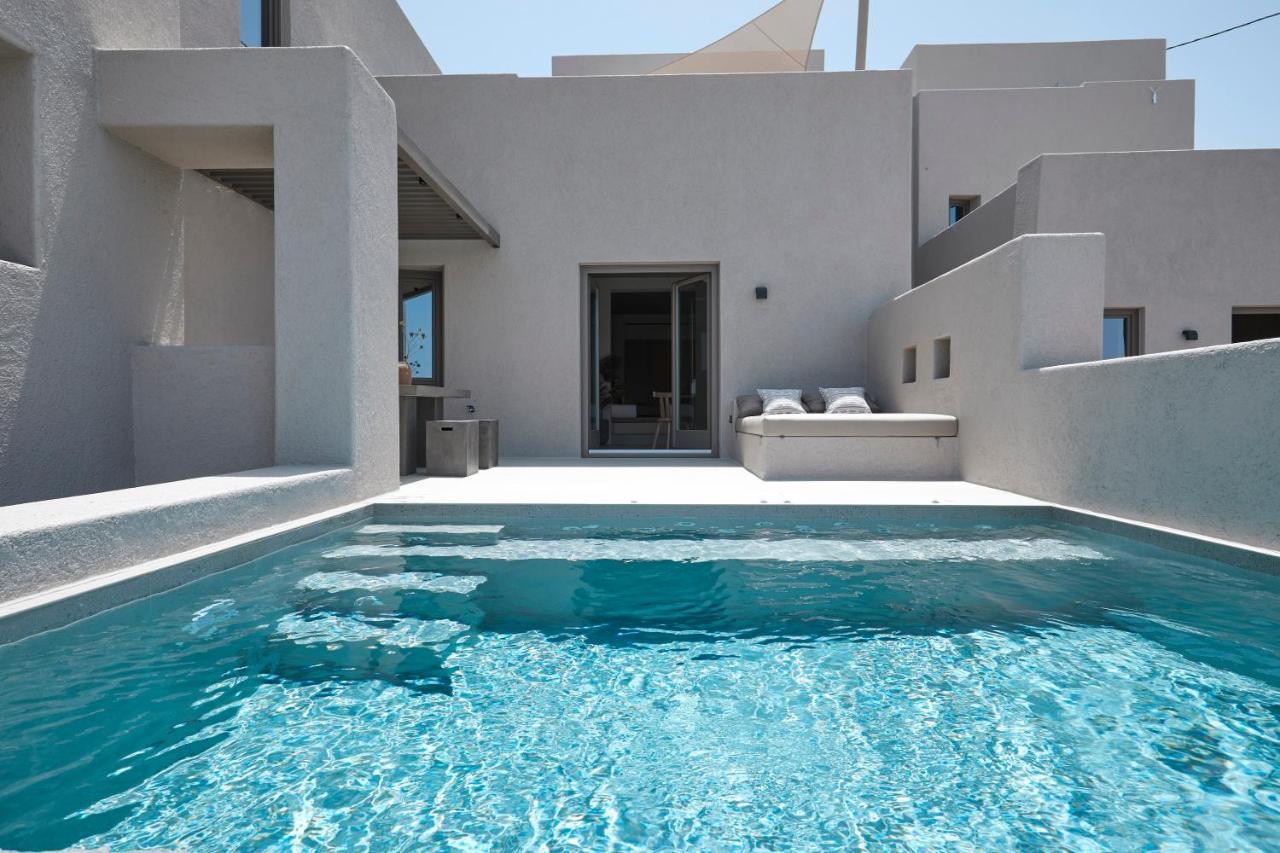 Halcyon Days Suites Pyrgos Kallistis Bagian luar foto