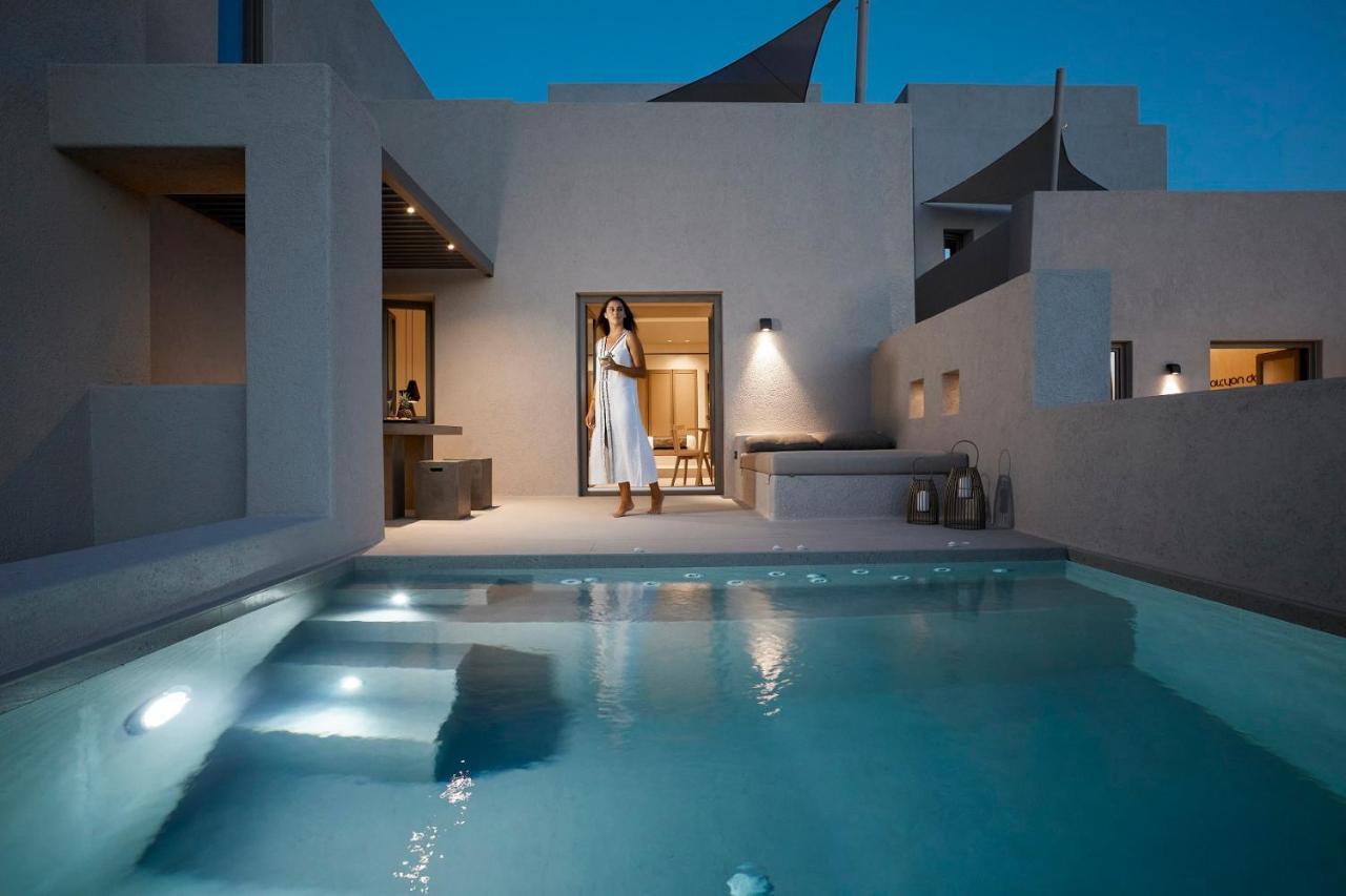 Halcyon Days Suites Pyrgos Kallistis Bagian luar foto